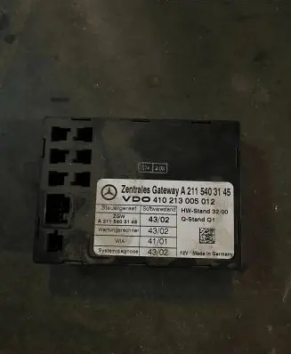 Mercedes-Benz E W211 Gateway control module A2115403145