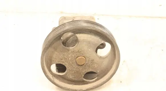 Mazda 2 Power steering pump