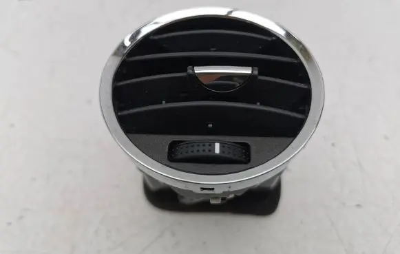 Opel Antara Dash center air vent grill 96661704