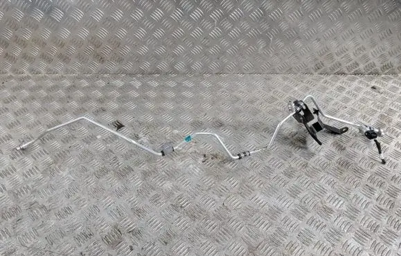 Renault Captur II Air conditioning (A/C) pipe/hose 924402478R