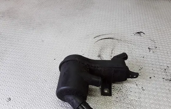 Ford Focus Breather/breather pipe/hose XS4Q6A785AB