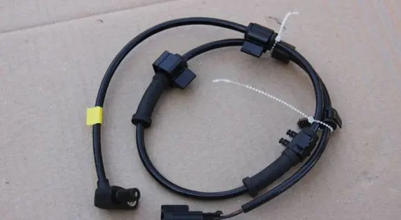 Chevrolet TrailBlazer ABS wheel speed sensor 19303071