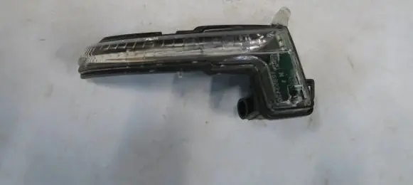 Renault Zoe Mirror indicator light 261657934R