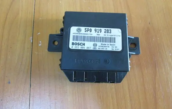 Seat Leon (1P) Parking PDC control unit/module 5P0919283