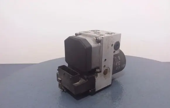 Audi A6 S6 C5 4B ABS Pump 8D0614111R