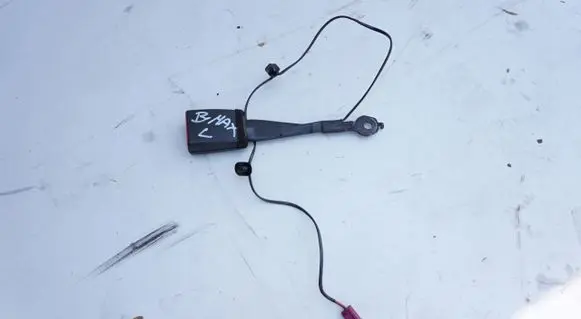 Ford B-MAX Front seatbelt buckle PASYBEZPIECZESTWA