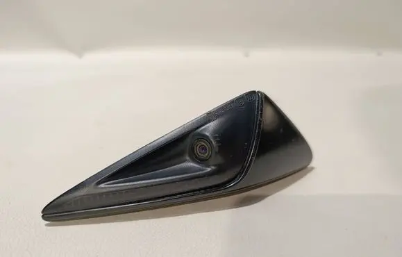 Tesla Model Y Side fender camera 11251650J