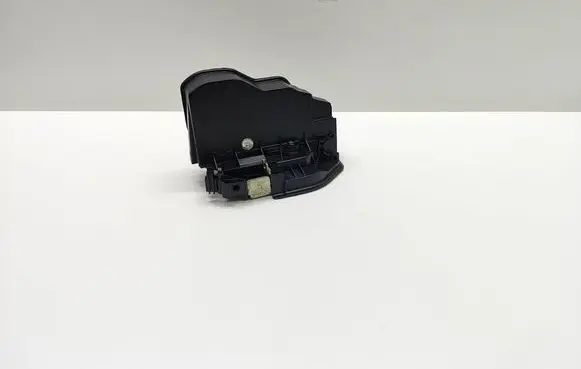 BMW 3 F30 F35 F31 Rear door lock 7202147 51227202147