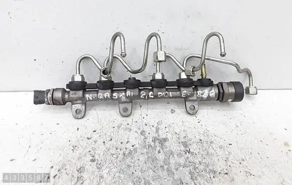 Nissan Qashqai Fuel main line pipe