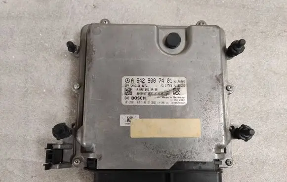 Mercedes-Benz S W222 Engine control unit/module A6429007401 A6429012400 0281031612
