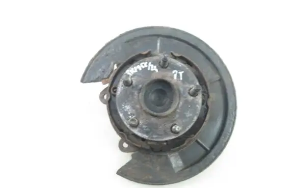 Toyota Corolla Verso E121 Stub axle 