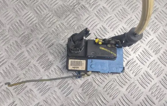 Volvo S60 Front door lock 