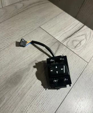 Mercedes-Benz S W220 Wing mirror switch 2208211551 03463300