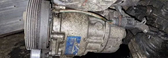 Volkswagen Bora Air conditioning (A/C) compressor (pump) 1j0820803k