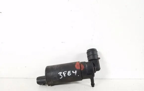 Toyota Avensis T220 Windscreen/windshield washer pump 85330-05030