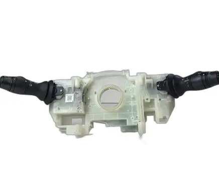 Renault Megane III Tailgate/trunk/boot open switch
