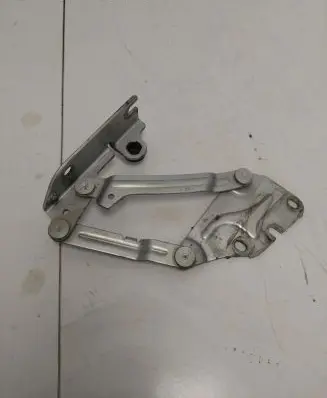 Volkswagen Golf Plus Engine bonnet/hood hinges 5M0823301