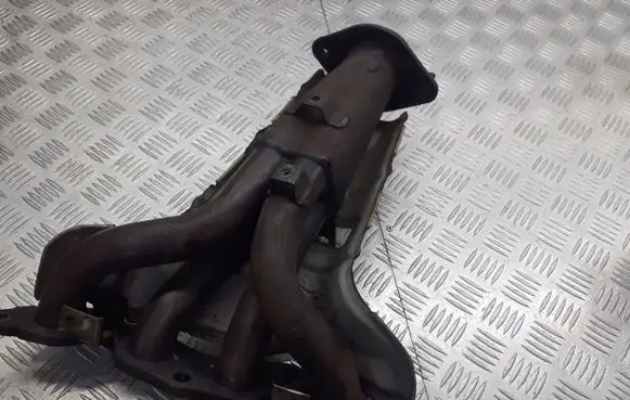 Mazda 6 Exhaust manifold