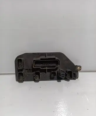 GMC Sierra 2500 Tailgate/trunk control unit/module 13277