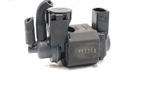 Audi A4 S4 B9 Fuel pressure regulator 059908629D