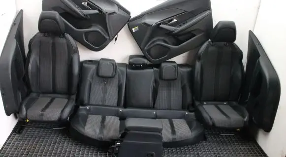 Peugeot 2008 II Interior set 