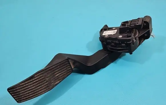 Opel Zafira B Accelerator throttle pedal 9202341 IMPRK1508581