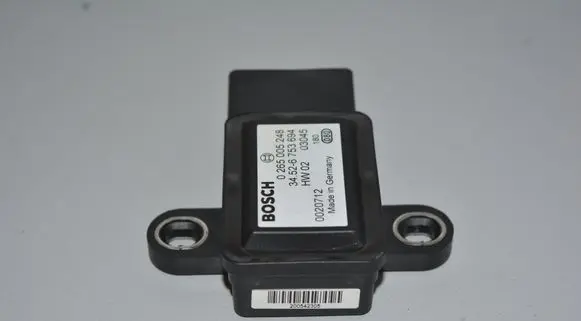 BMW 5 E39 ESP acceleration yaw rate sensor 6753694