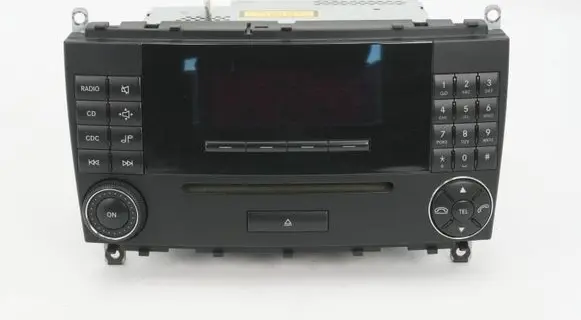Mercedes-Benz CLK A209 C209 Radio/CD/DVD/GPS head unit A2098202689