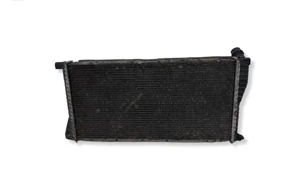 BMW 5 E39 Coolant radiator 7781472 78009