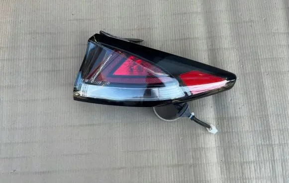 Hyundai Ioniq Rear/tail lights 92402G2200
