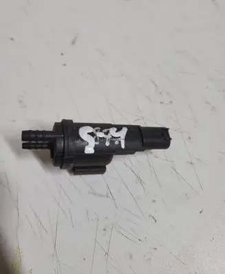 Mercedes-Benz E W210 Valve vacuum 0025401497 48B43625B00