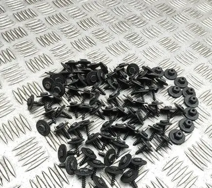 BMW X5 G05 Nuts/bolts 9481168