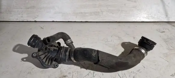 BMW 5 E60 E61 Engine coolant pipe/hose 7789742