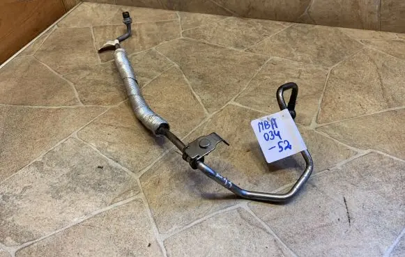 BMW 5 F10 F11 Turbo turbocharger oiling pipe/hose 851361603