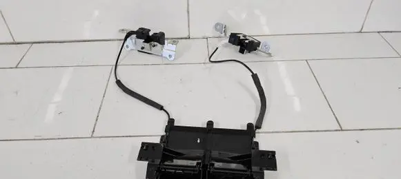 Volvo S60 Seat back rest lock catch 30761386 30727871 30767650