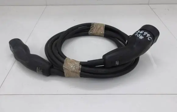 Polestar 2 Electric car charging cable 32324601