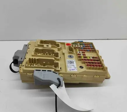 Hyundai Kona II Fuse module 91960HF110