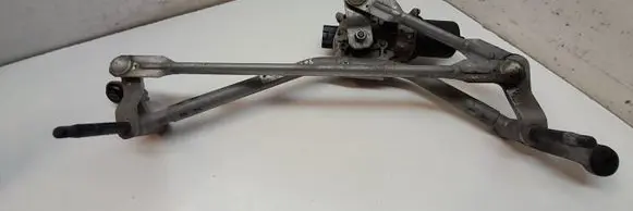 Front wiper linkage and motor