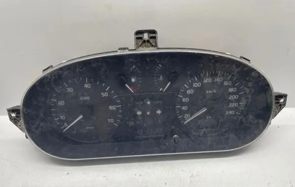 Renault Megane I Speedometer (instrument cluster) P7700427896