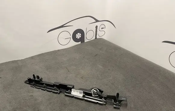 Maserati Levante Side speaker frame 6700346180