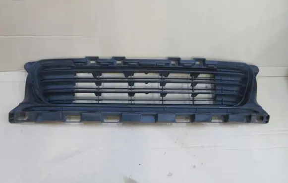 Peugeot 308 Front bumper lower grill