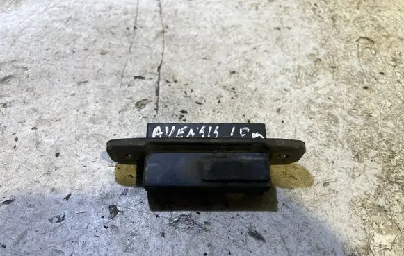 Toyota Avensis T270 Loading door exterior handle 