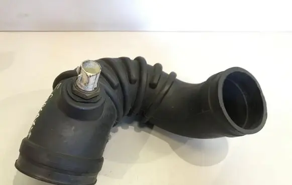Ford Galaxy Air intake hose/pipe 7M0129627K 95VW9W6633CB
