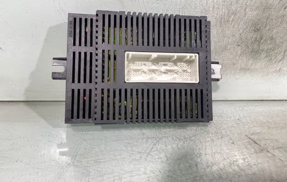 BMW 7 E65 E66 Light module LCM 6983535