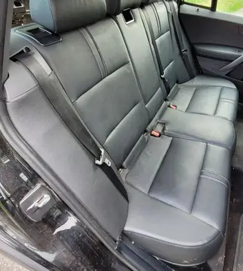 BMW X3 E83 Second row seats 