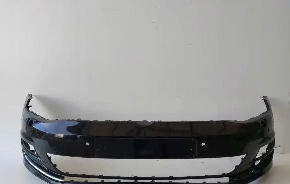 Volkswagen Golf VII Front bumper 5G0807221