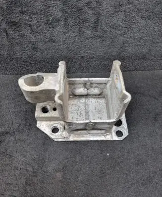Audi A8 S8 D3 4E Front bumper mounting bracket 4E0807134AB