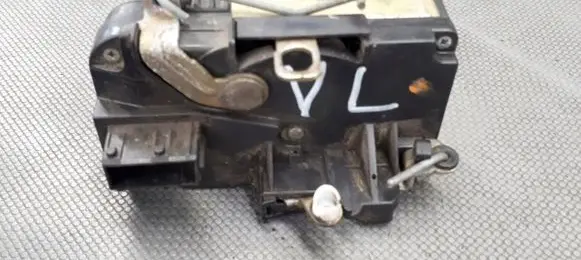 Opel Vectra B Sliding door lock 
