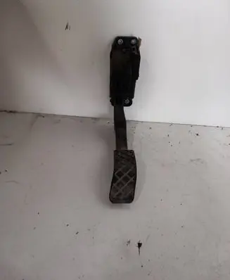 Audi A6 S6 C6 4F Accelerator throttle pedal