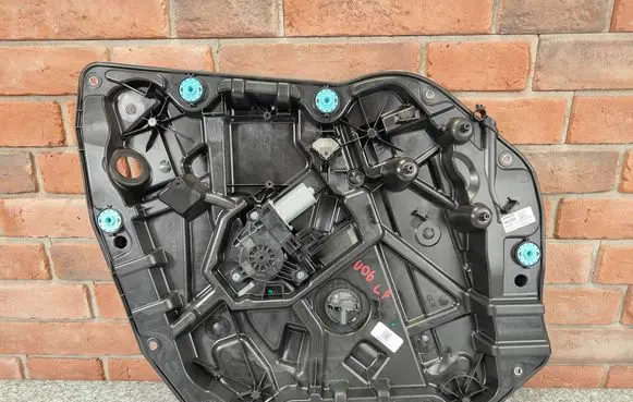 Front door window regulator with motor